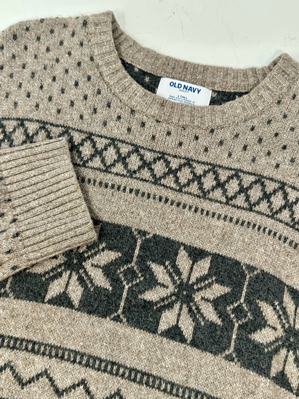 Old‎ Navy Men's Beige and Dark Gray Fair Isle Crewneck Sweater